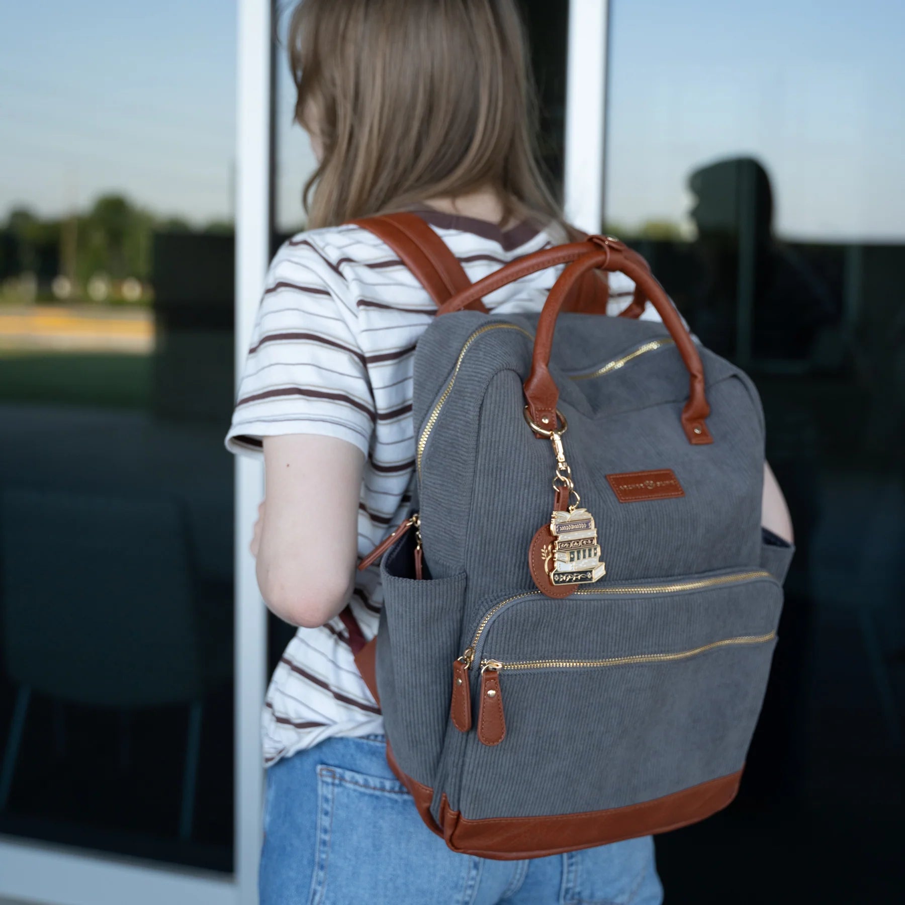 Bolso Quiet Corners Color Gris