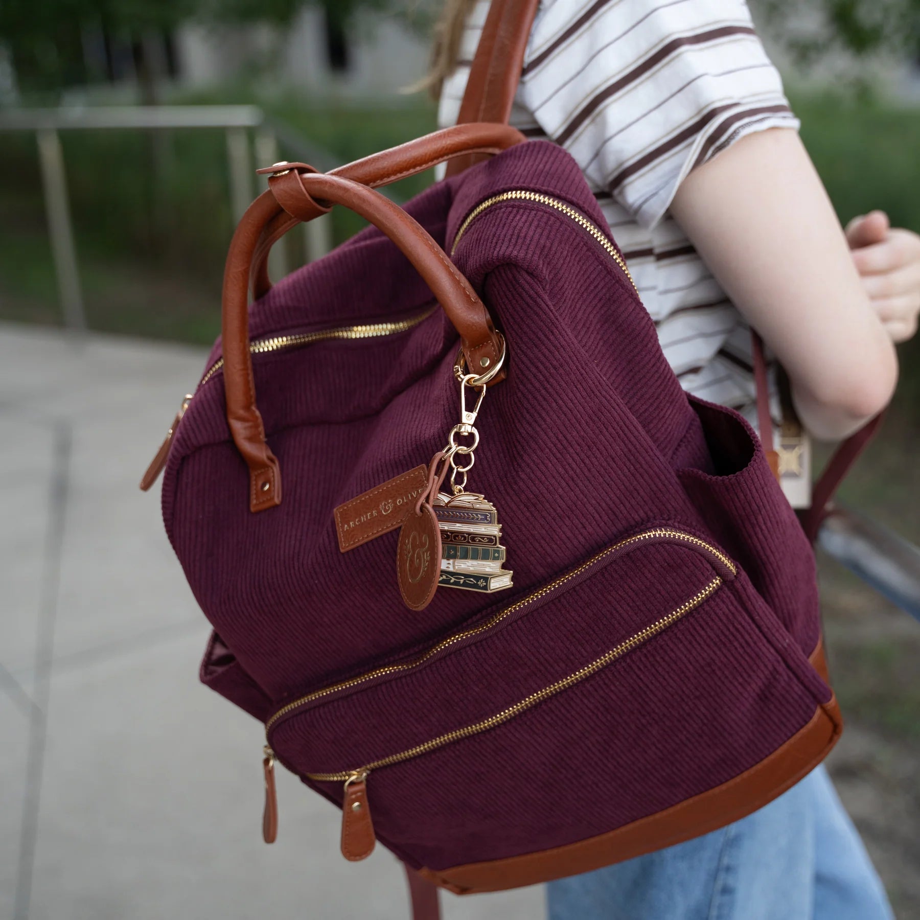Bolso Quiet Corners Color Vino