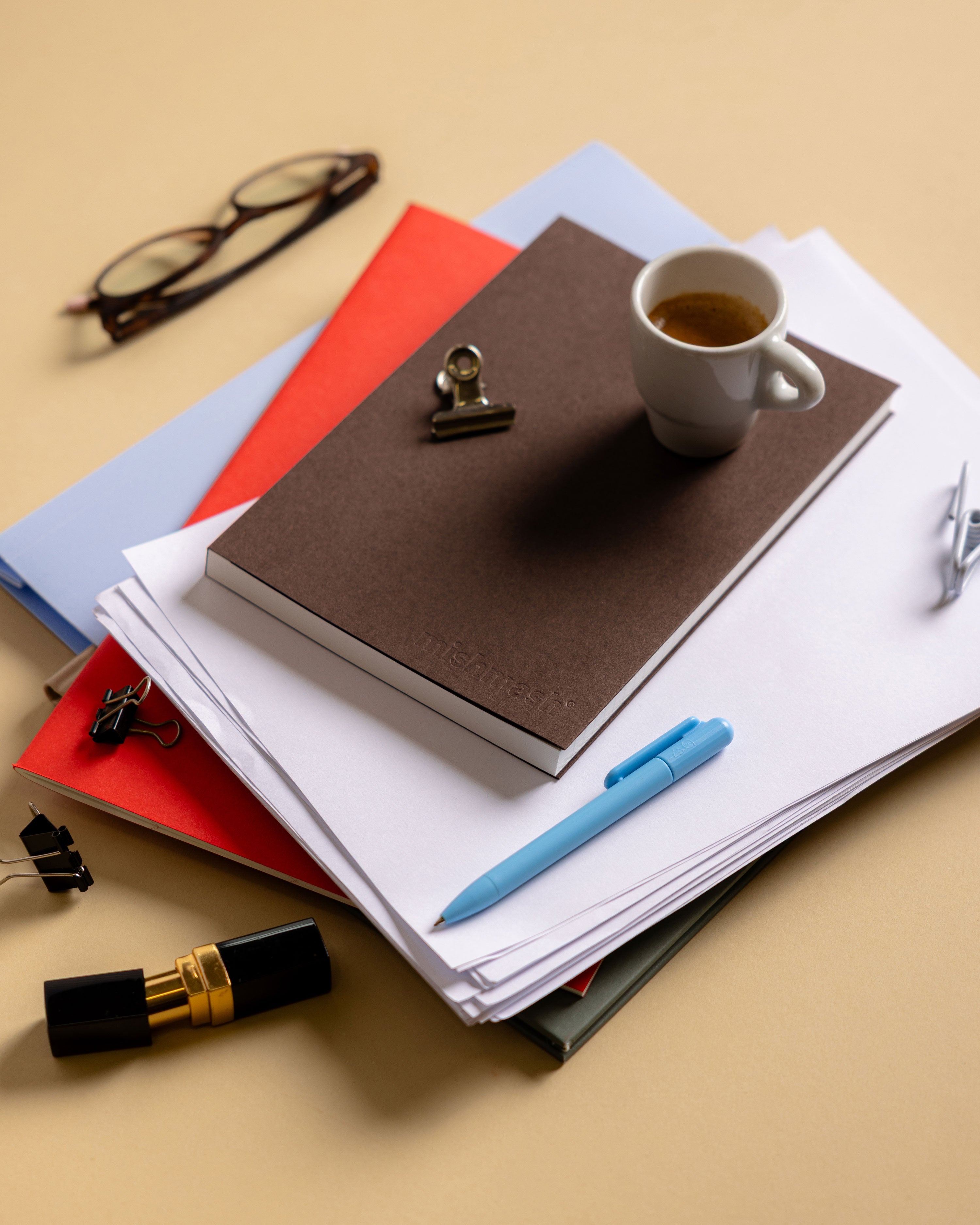 Cuaderno Naked Rayado Café Oscuro